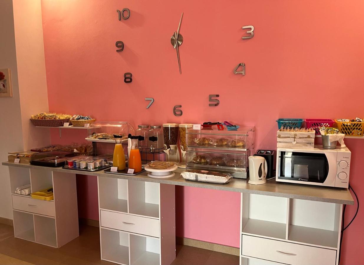 Color House Malpensa B&B Кассано-Маньяго Экстерьер фото