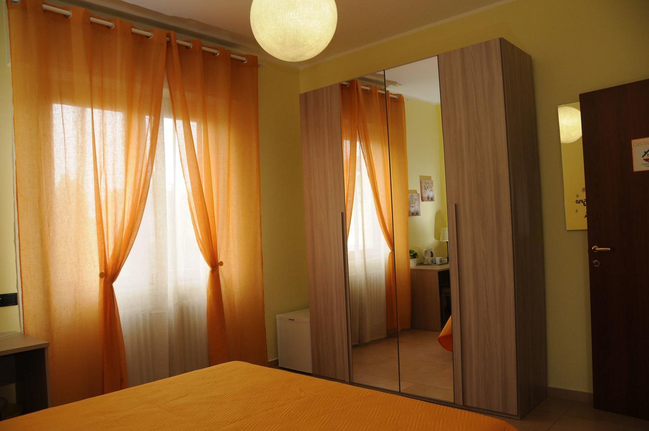 Color House Malpensa B&B Кассано-Маньяго Экстерьер фото