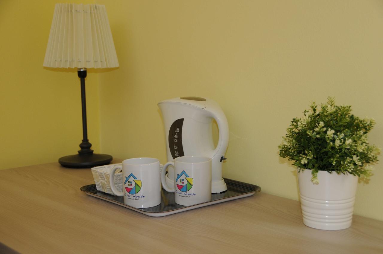 Color House Malpensa B&B Кассано-Маньяго Экстерьер фото