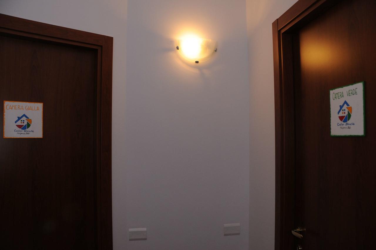 Color House Malpensa B&B Кассано-Маньяго Экстерьер фото