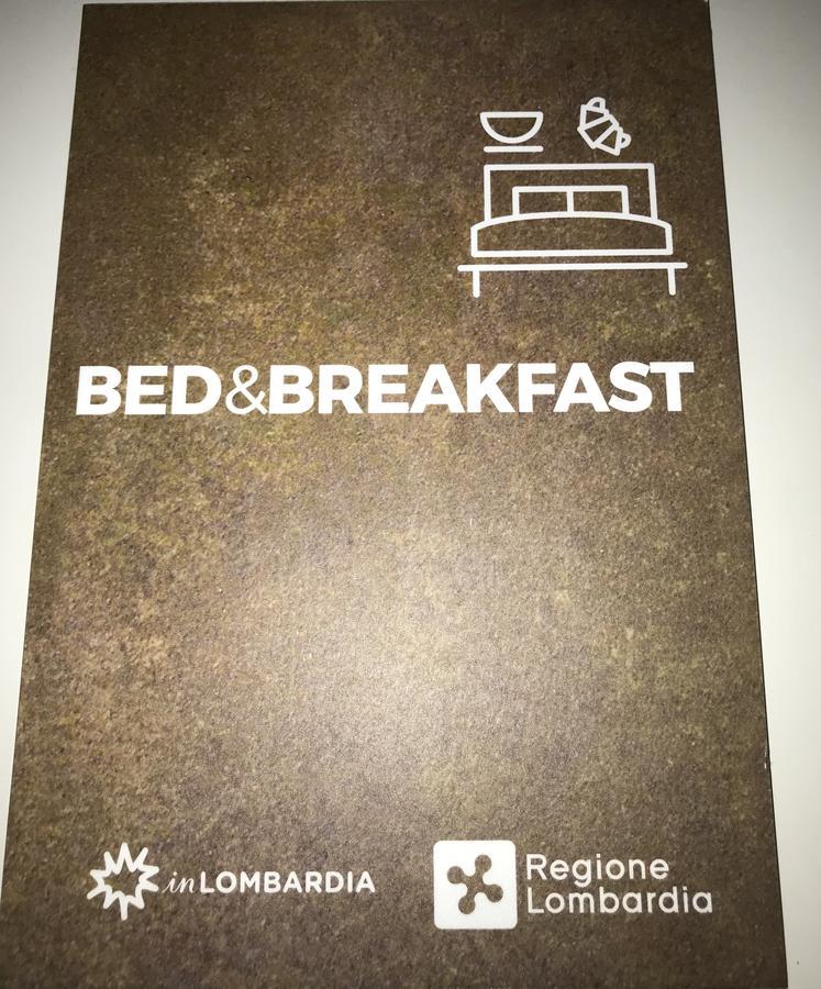 Color House Malpensa B&B Кассано-Маньяго Экстерьер фото