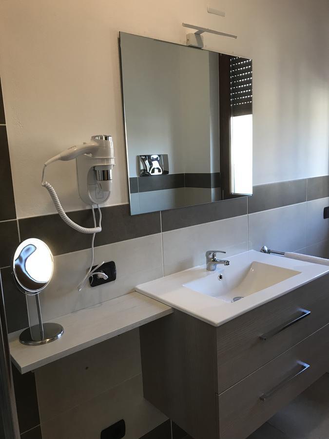 Color House Malpensa B&B Кассано-Маньяго Экстерьер фото