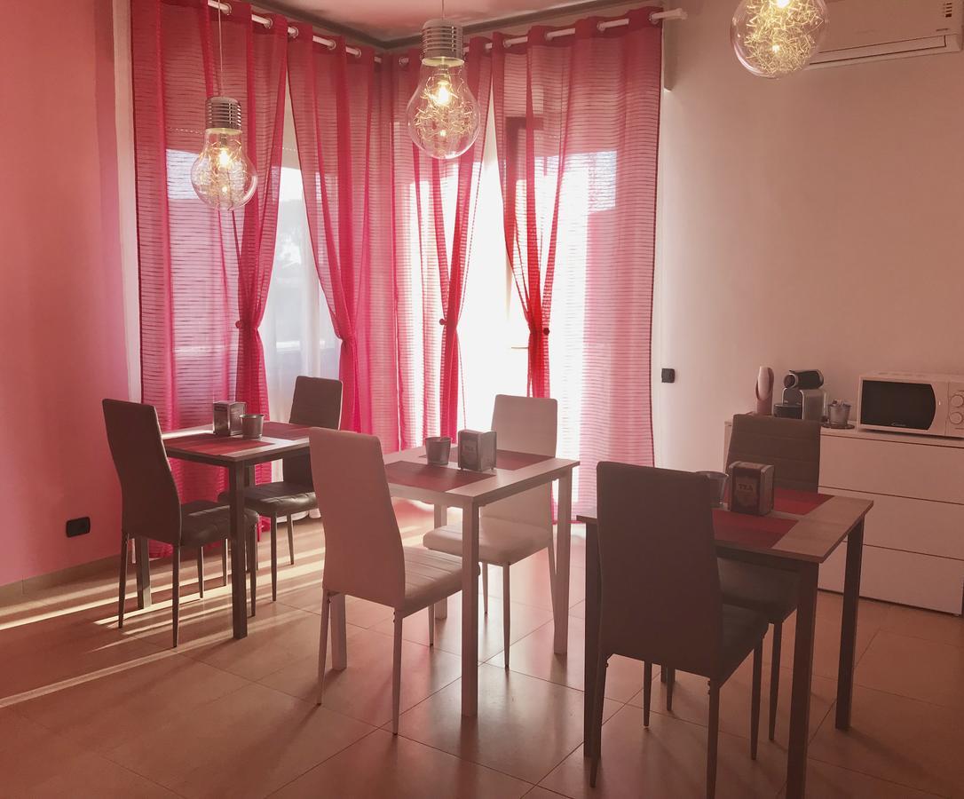 Color House Malpensa B&B Кассано-Маньяго Экстерьер фото